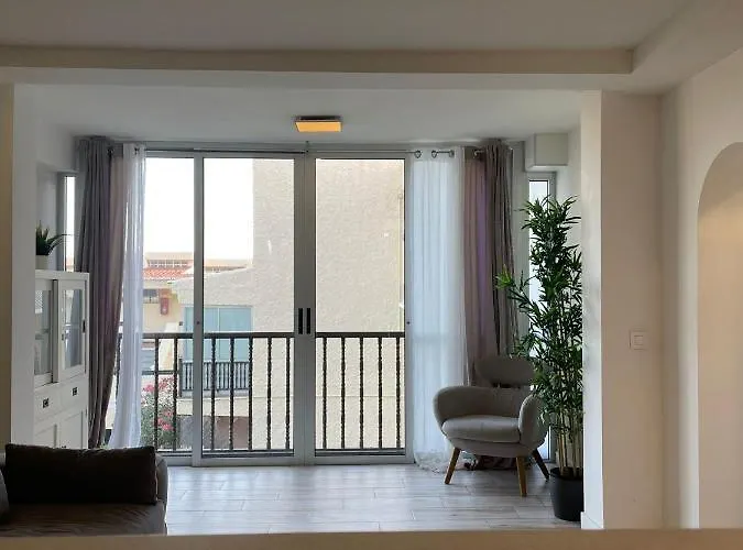 Miraverde Paraiso, Lovely 阿德耶